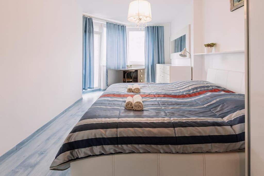 Family Aquarium Haven Apartment Bratislava Ngoại thất bức ảnh
